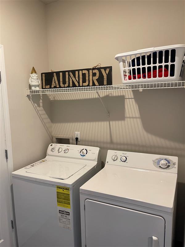 Quarters Oxford In-Unit Laundry